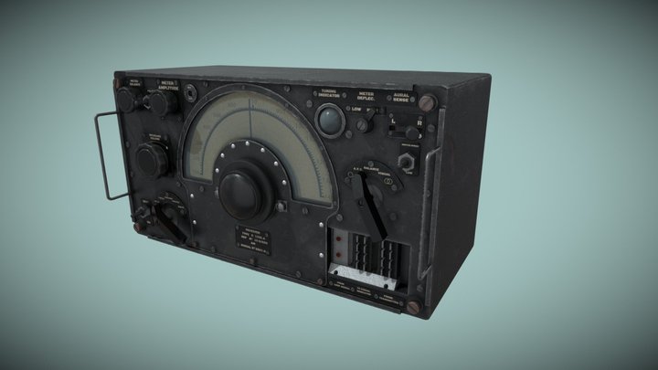 Vintage WW2 Radio (Rigged) 3D Model