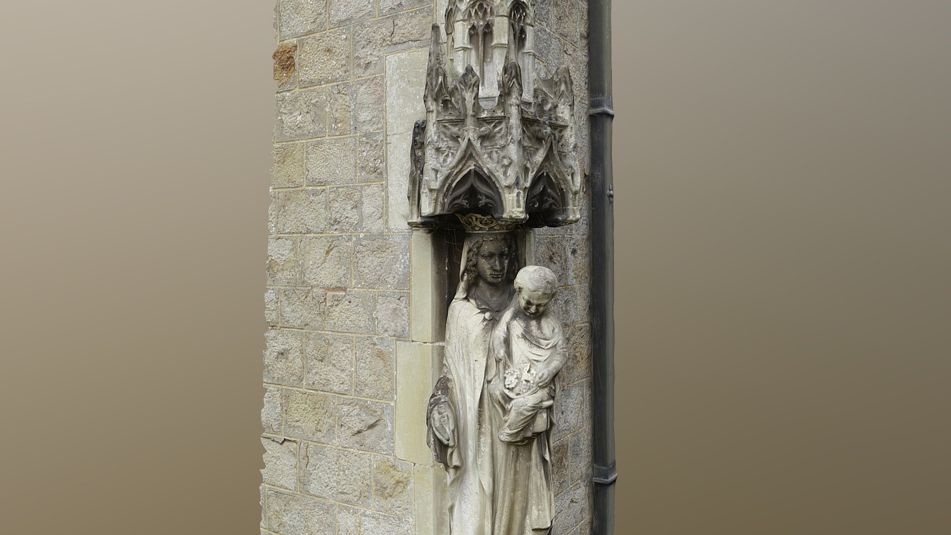 Statue de Vierge à L'enfant-parc de Clères