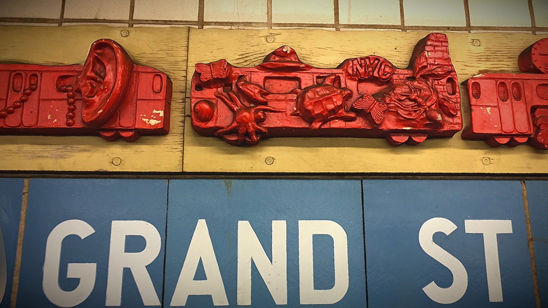 NYC Grand street subway stop