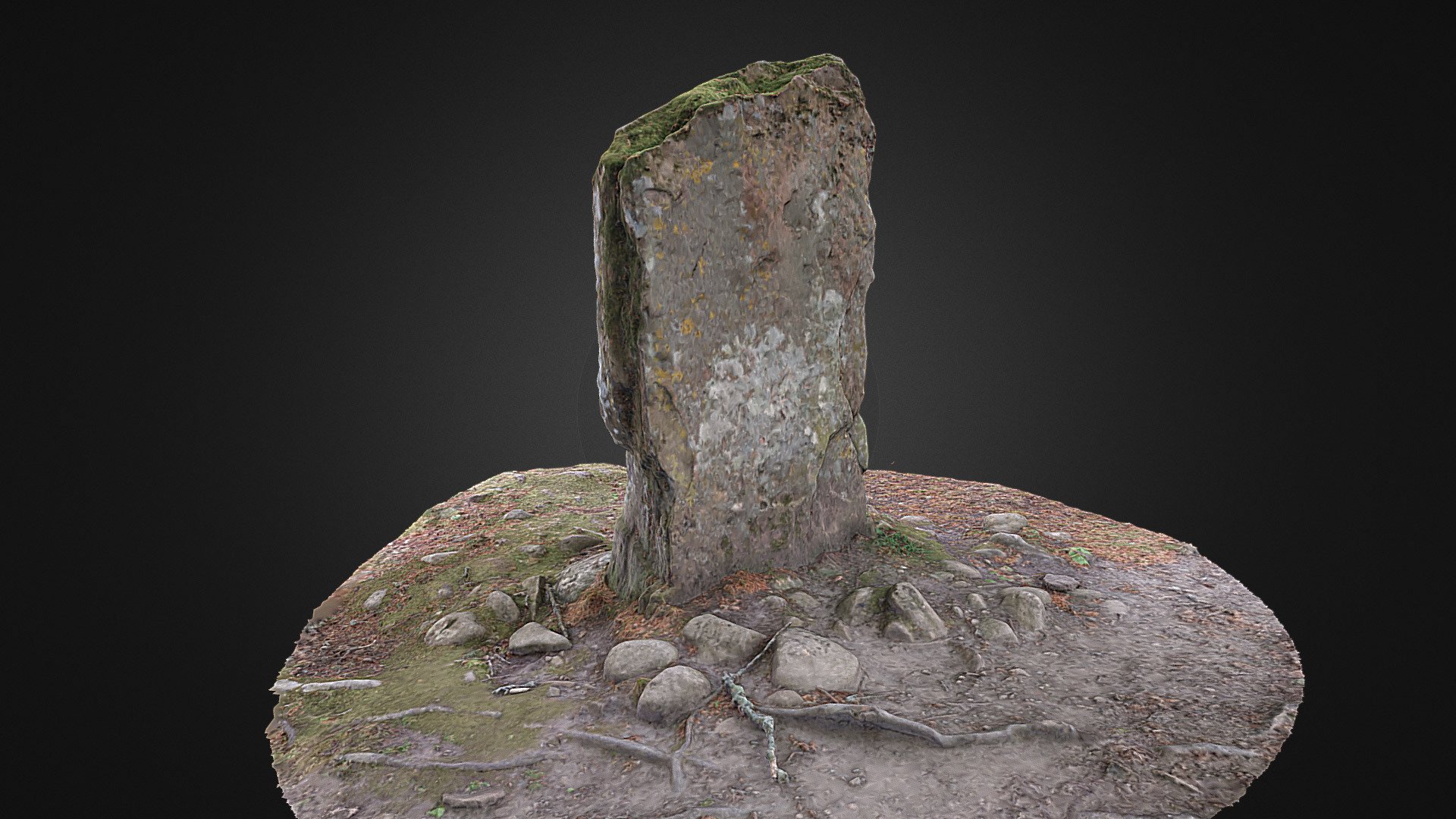 Clava Balnuaran Centre Cairn Stone