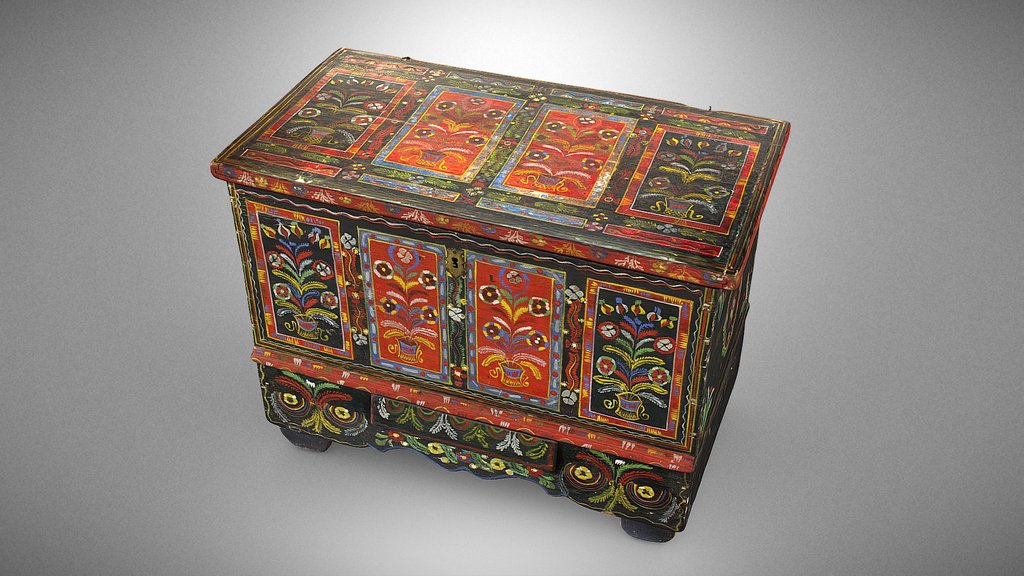 Dowry chest