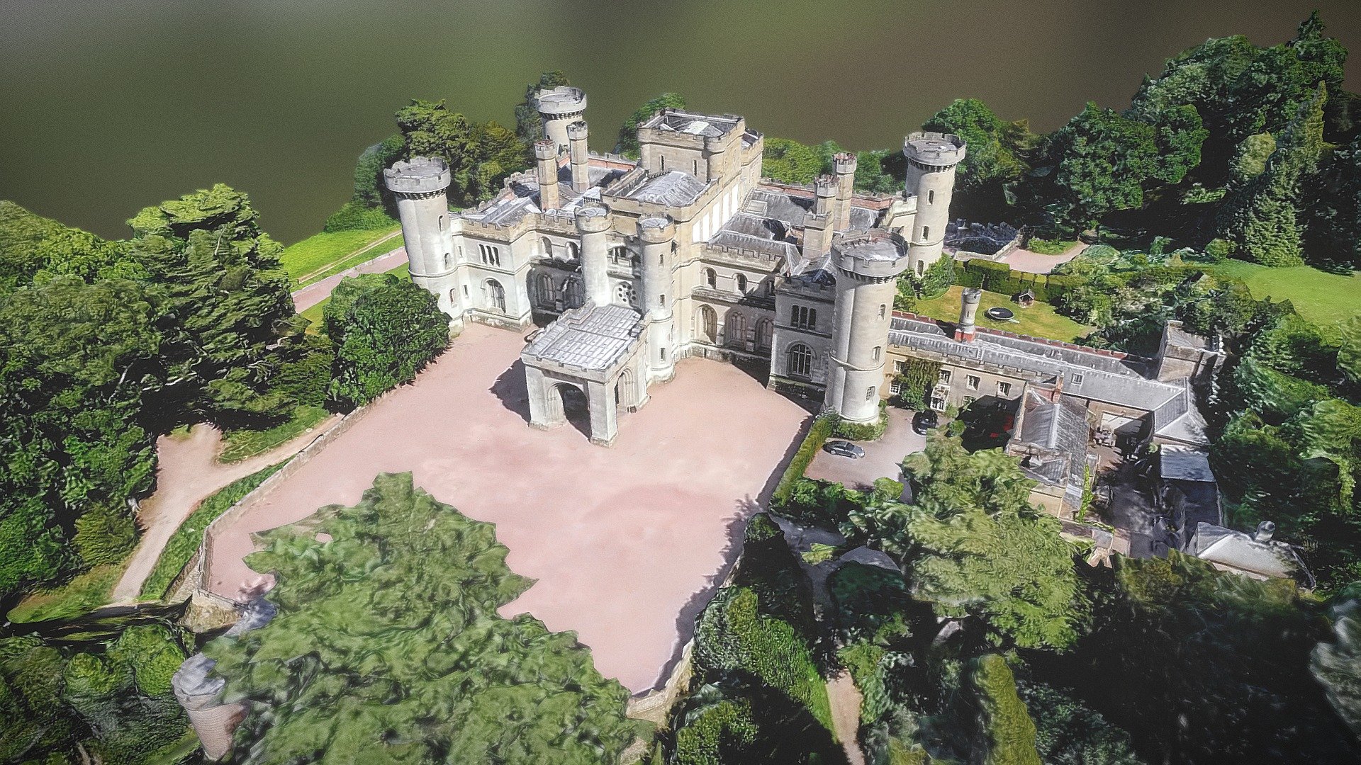 Eastnor Castle's Instagram, Twitter & Facebook on IDCrawl