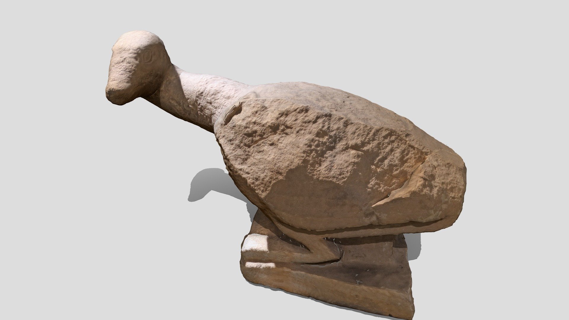 Sculpture d'oiseau de Roquepertuse / Bird