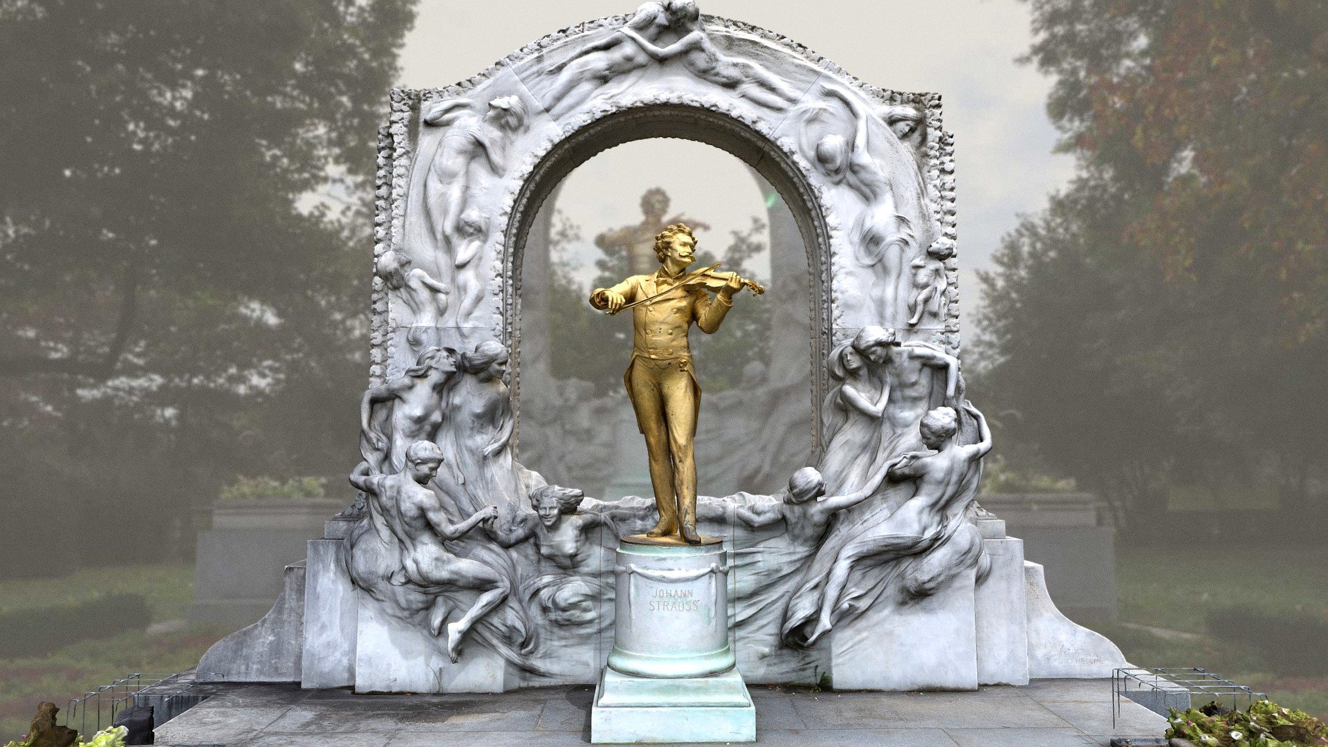 johann strauss statue