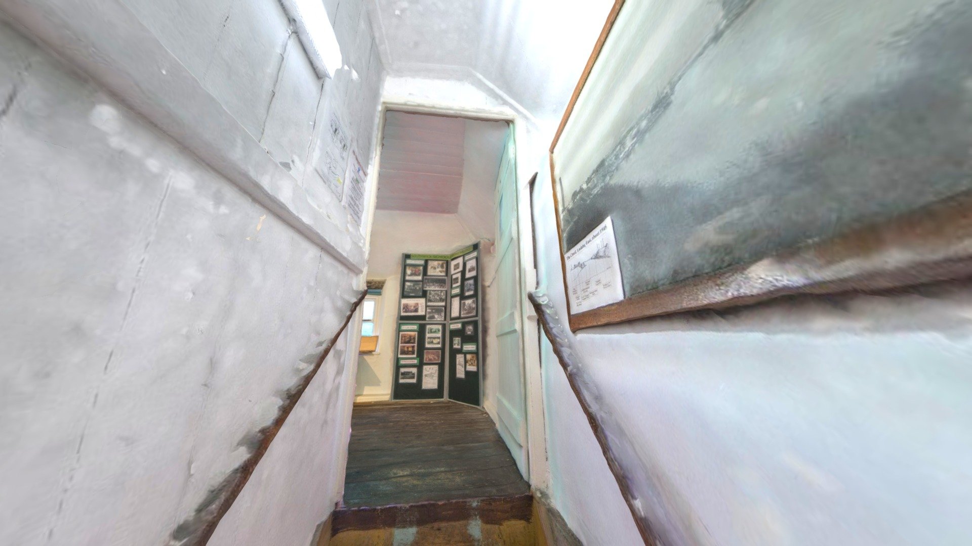 Manor Cottage Heritage Centre: Upstairs