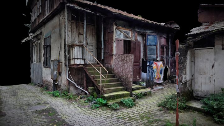 Batumi, Center, Yard