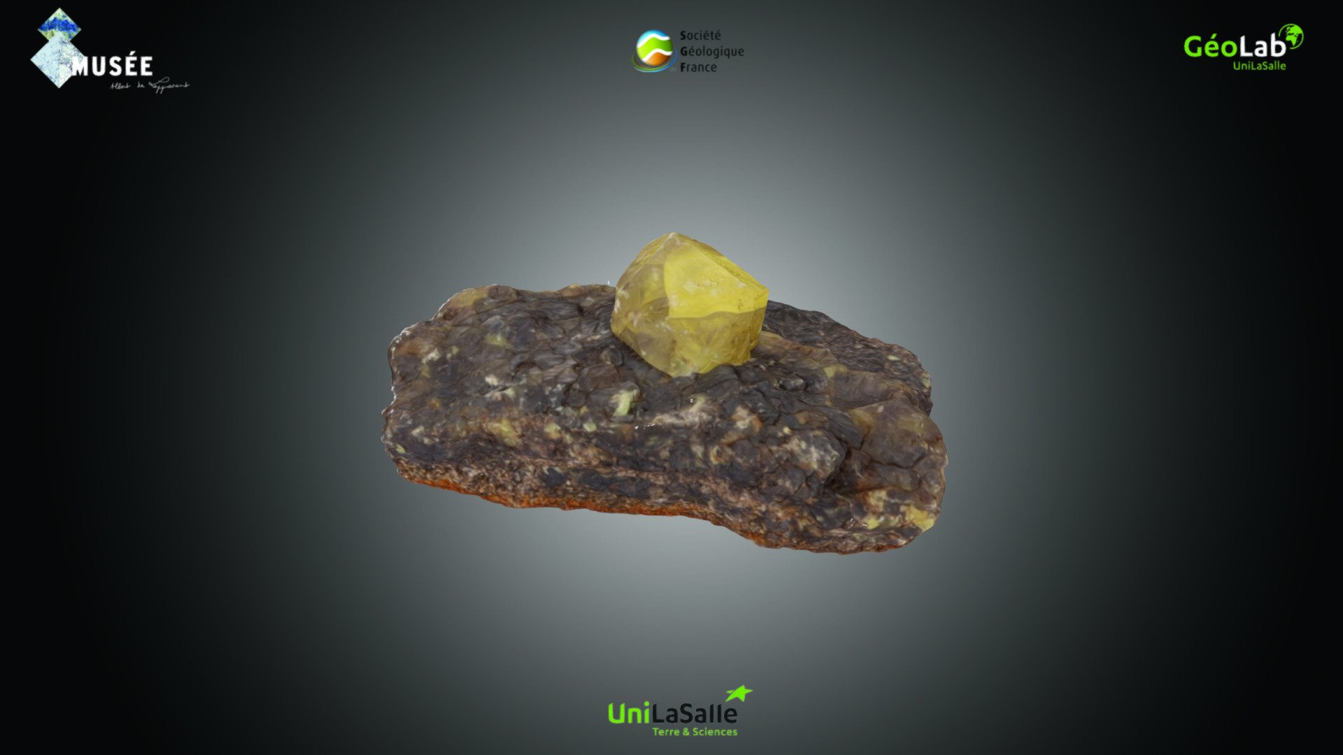 Mineral - Soufre prismatique