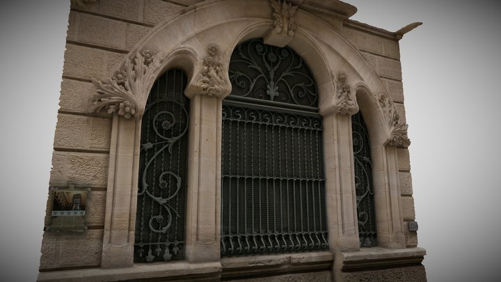 Antique Art Nouveau Window - Casa d'Escaló 3D Model