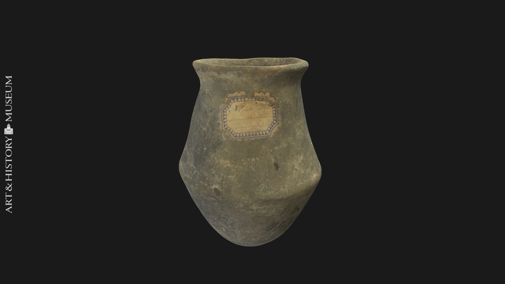 Carinated vase with flaring rim - PG.41.1.243
