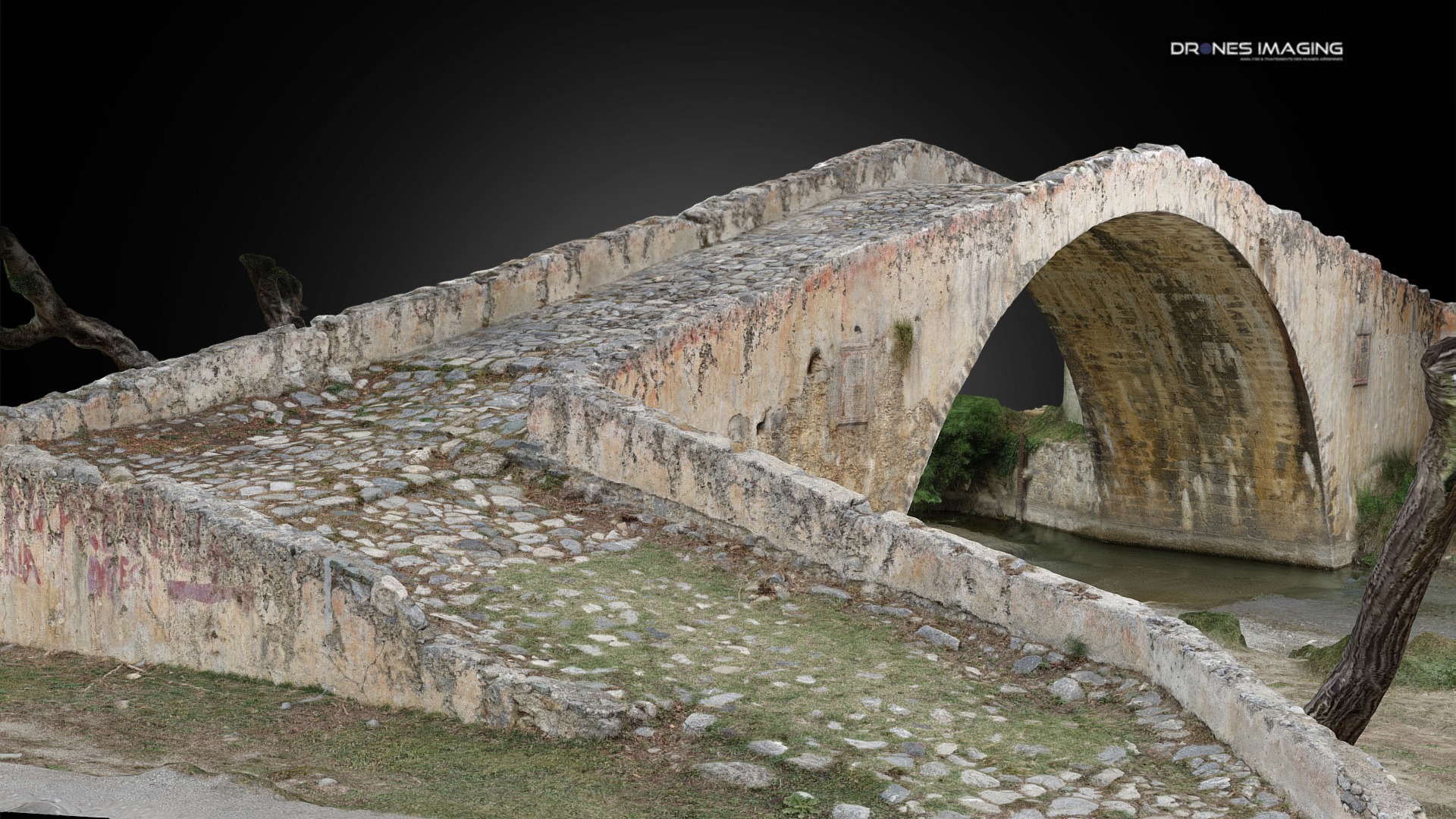 3D model Preveli old bridge – Crete - This is a 3D model of the Preveli old bridge - Crete. The 3D model is about a stone bridge with a river.