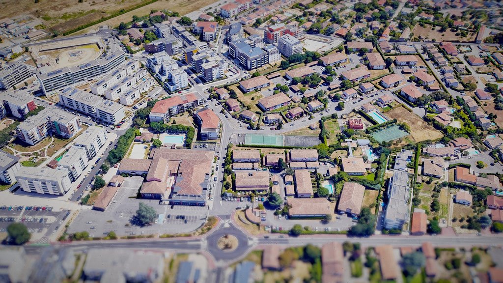 SPORTING VILLAGE