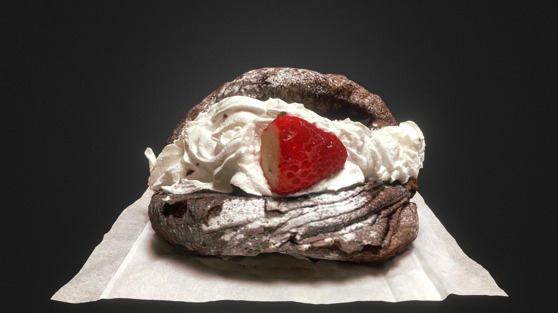 苺ホイップクリームパン