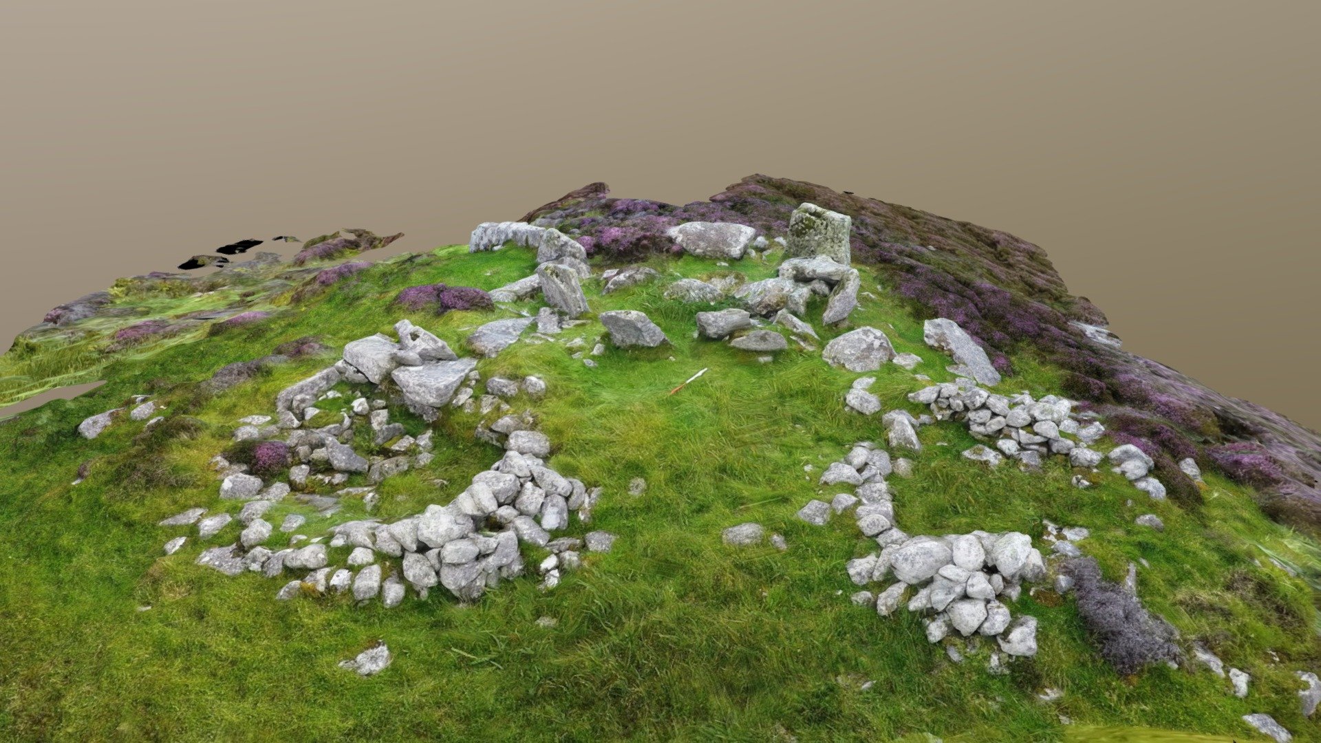 Chambered Cairn  Stiarabhal, Benbecula