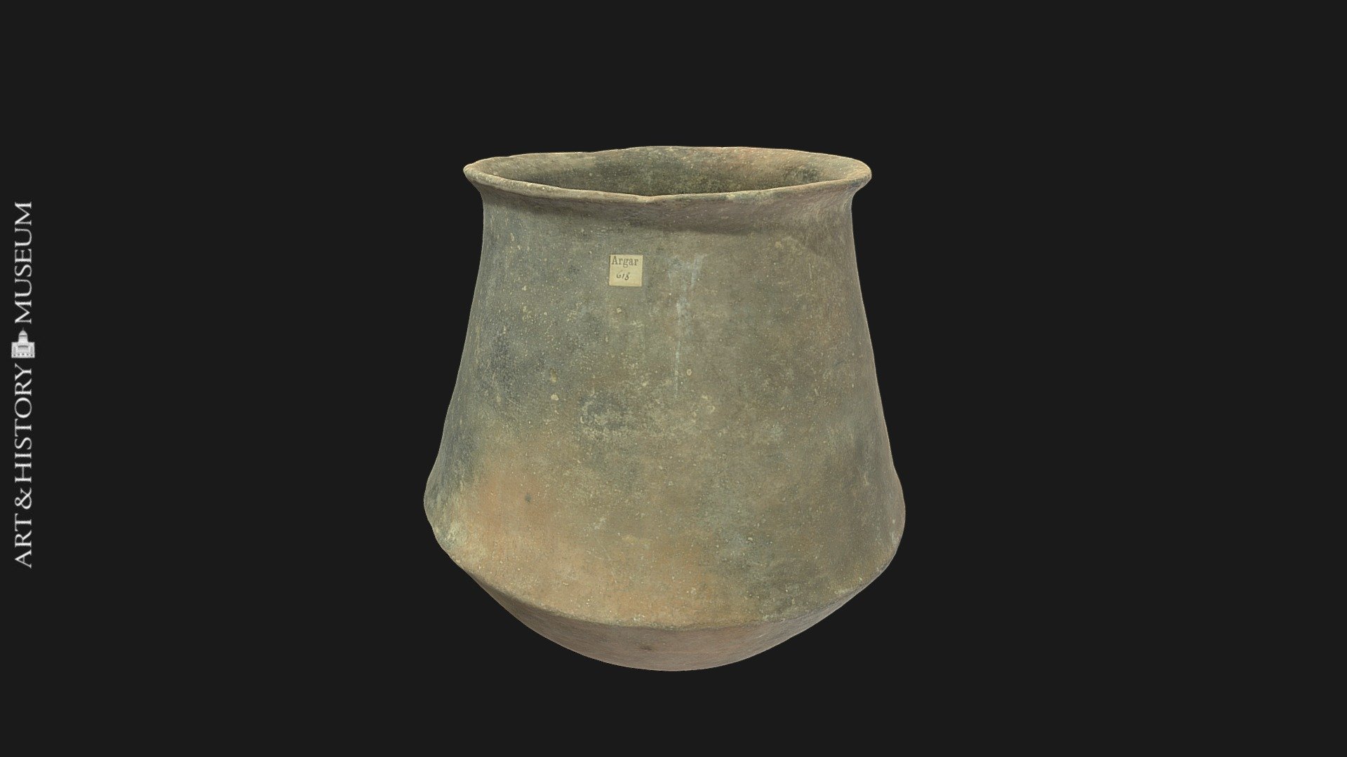 Carinated vase with flaring rim - PG.41.1.139