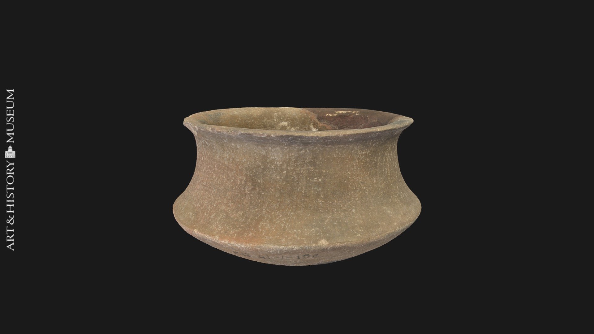 Carinated vase with flaring rim - PG.41.1.158