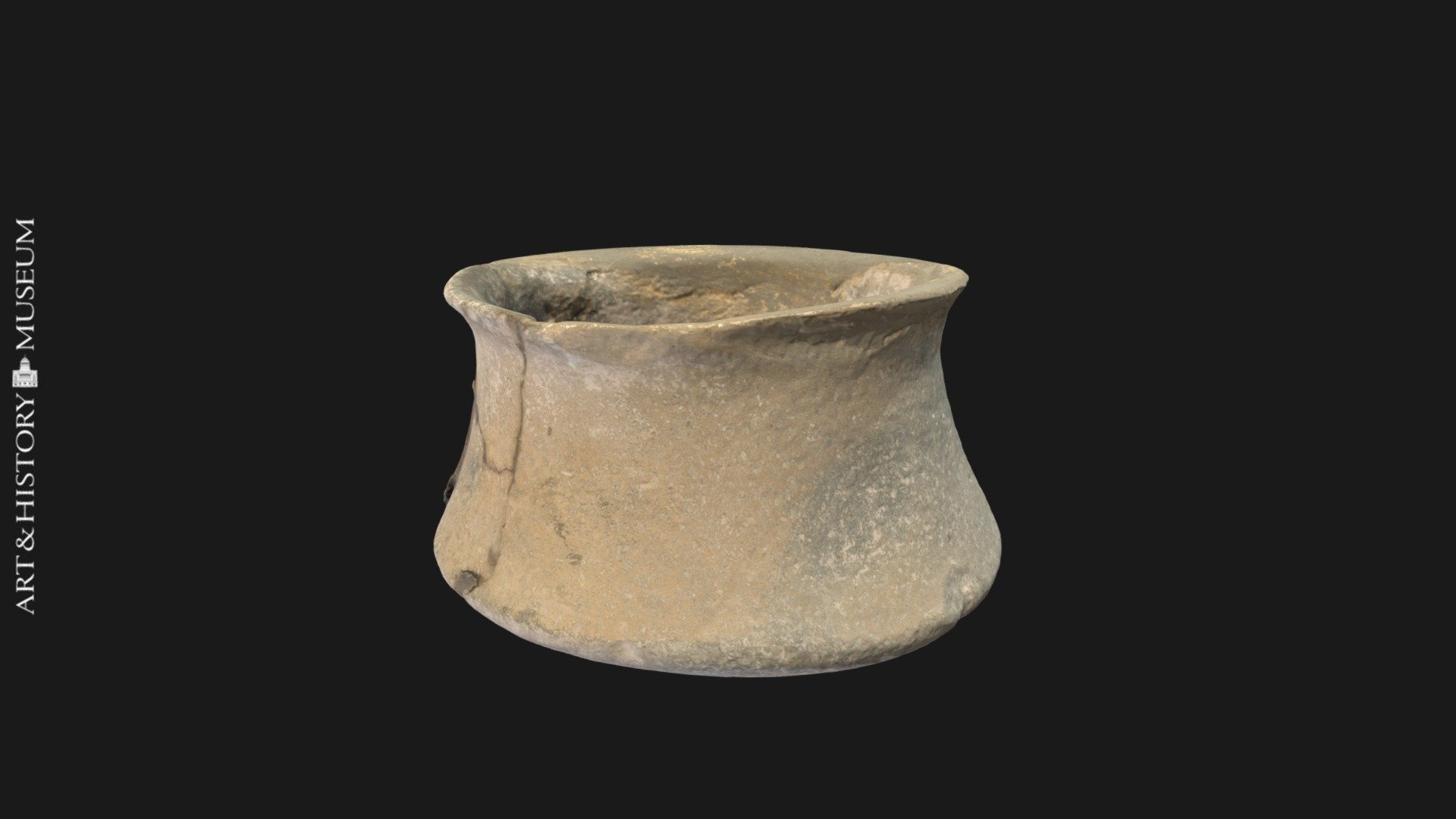 Carinated vase with flaring rim - PG.41.1.073
