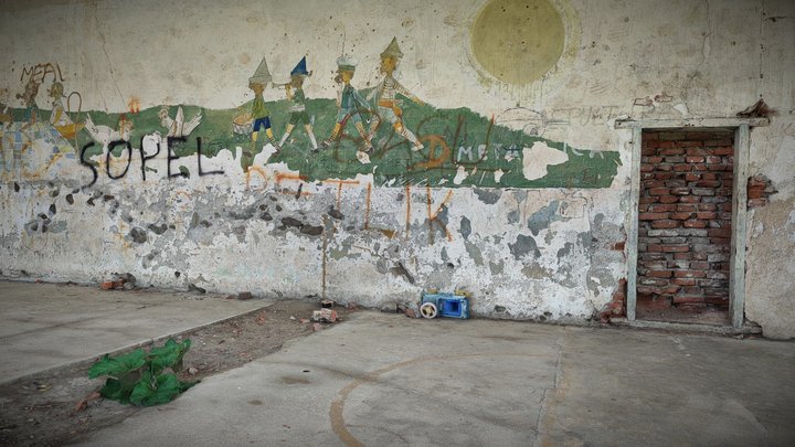 Stronie Śląskie, Zalazno, Pioner's wall